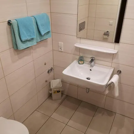 Apartamento B3 Albmatte-fewo Sauna, Hallenbad Aussenbecken Massagen Nebenan Menzenschwand-Hinterdorf